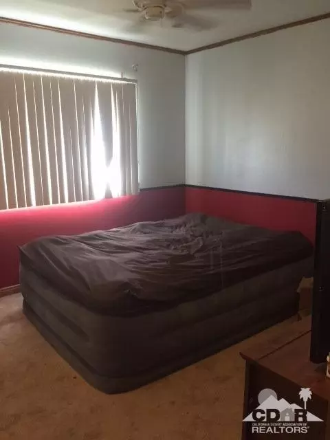 4686 Warren Vista Ave, Yucca Valley, CA 92284 photo 6
