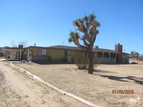 1077 Alta Ave, Landers, CA 92285 photo 1