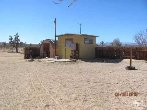 1077 Alta Ave, Landers, CA 92285 photo 6