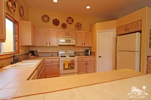 53165 Avenida Martinez, La Quinta, CA 92253 photo 10