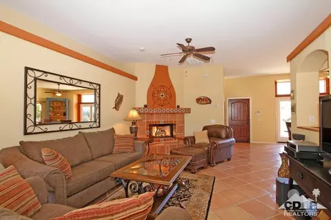 53165 Avenida Martinez, La Quinta, CA 92253 photo 5