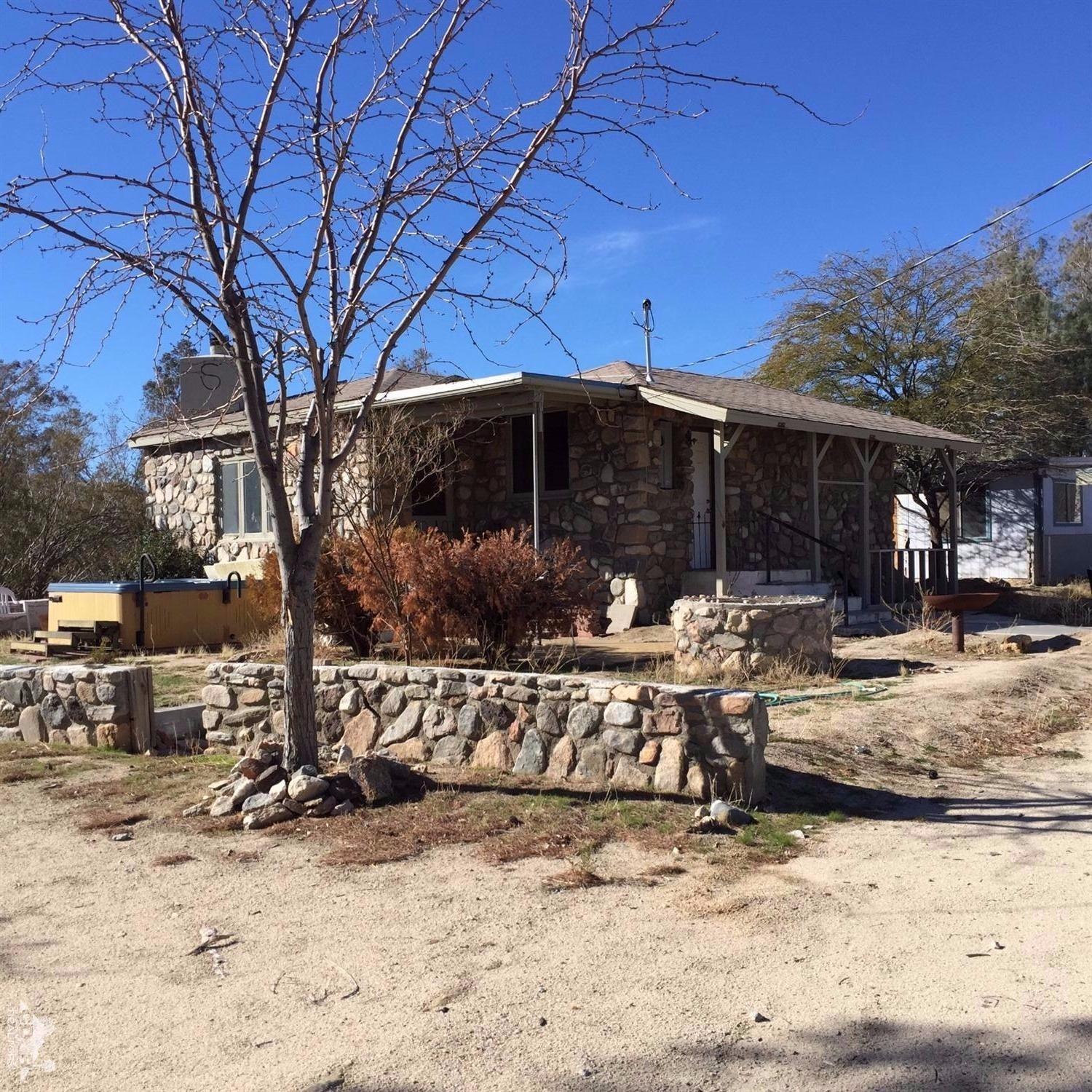9938 Lanning Ln, Morongo Valley, CA 92256 photo 1