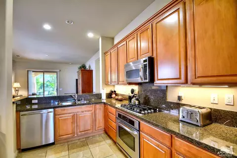 81657 Avenida Contento, Indio, CA 92203 photo 16
