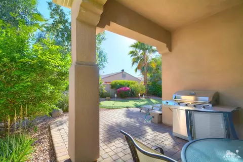 81657 Avenida Contento, Indio, CA 92203 photo 2