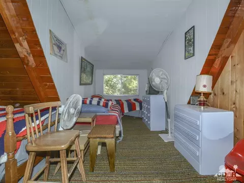 270 Flower Dr, Lake Arrowhead, CA 92352 photo 18