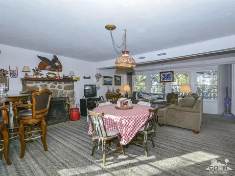 270 Flower Dr, Lake Arrowhead, CA 92352 photo 5