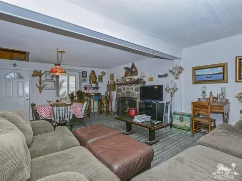 270 Flower Dr, Lake Arrowhead, CA 92352 photo 7