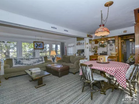 270 Flower Dr, Lake Arrowhead, CA 92352 photo 9