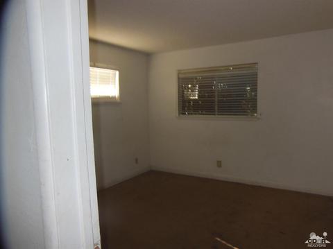 6396 Indio Ave, Yucca Valley, CA 92284 photo 11