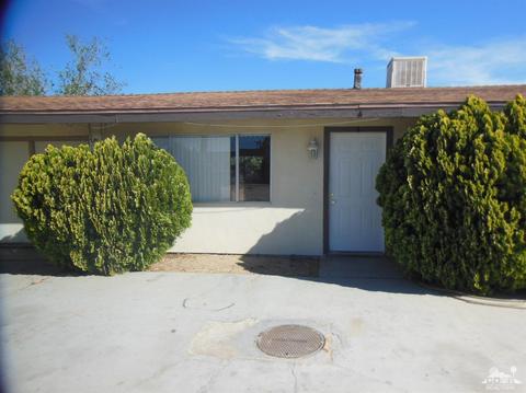 6396 Indio Ave, Yucca Valley, CA 92284 photo 4