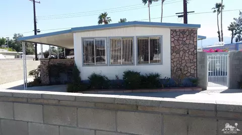 73321 Pine Valley Dr, Thousand Palms, CA 92276 photo 4