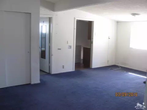 56885 Bonanza Dr, Yucca Valley, CA 92284 photo 10