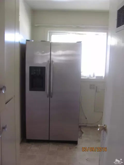 56885 Bonanza Dr, Yucca Valley, CA 92284 photo 9