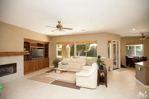 48934 Pear St, Indio, CA 92201 photo 3