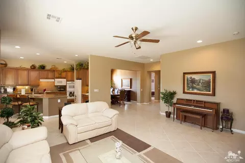 48934 Pear St, Indio, CA 92201 photo 4