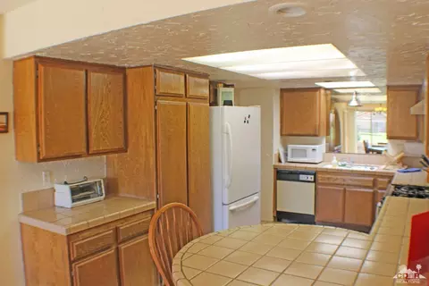 49224 Eisenhower Dr, Indio, CA 92201 photo 11