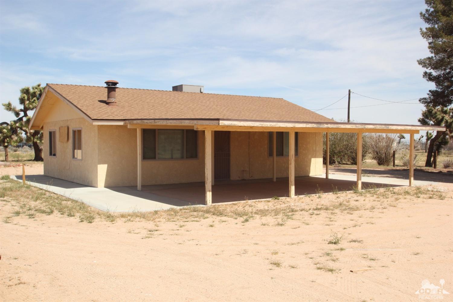 56674 Aberdeen Dr, Yucca Valley, CA 92284 photo 1