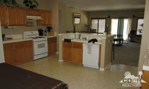 40663 Broadmoor Dr, Indio, CA 92203 photo 2