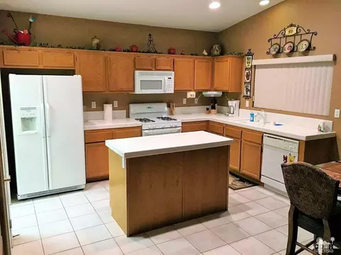 83067 Antigua Dr, Indio, CA 92201 photo 13