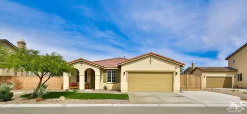 37170 Melbourne St, Indio, CA 92203 photo 2