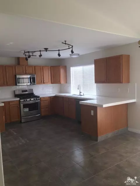 7511 Apache Trl, Yucca Valley, CA 92284 photo 8