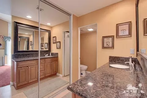 48695 Eisenhower Dr, Indio, CA 92201 photo 11