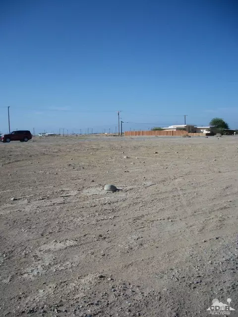 1345 Garfield Ave, Salton City, CA 92274 photo 6