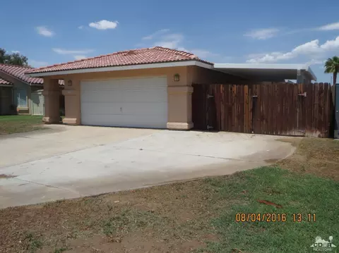 331 E Oasis St, Blythe, CA 92225 photo 2