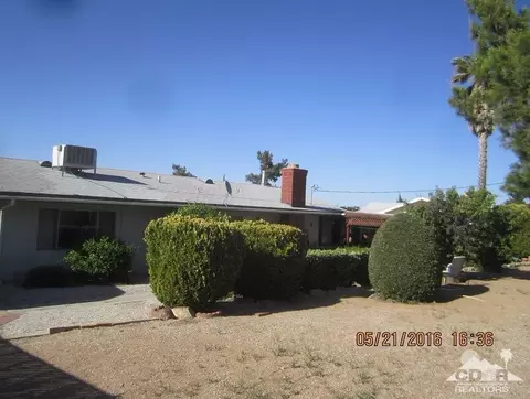 56205 Taos Trl, Yucca Valley, CA 92284 photo 5