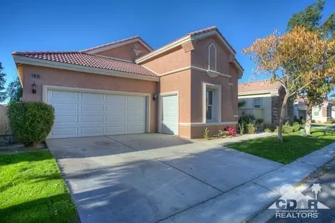 49581 Wayne St, Indio, CA 92201 photo 2
