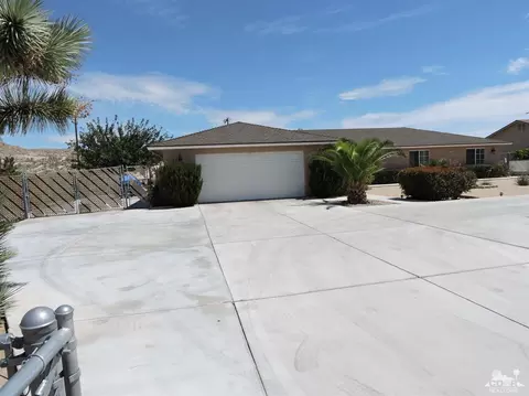 58134 Spring Dr, Yucca Valley, CA 92284 photo 1