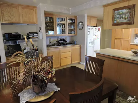 58134 Spring Dr, Yucca Valley, CA 92284 photo 8