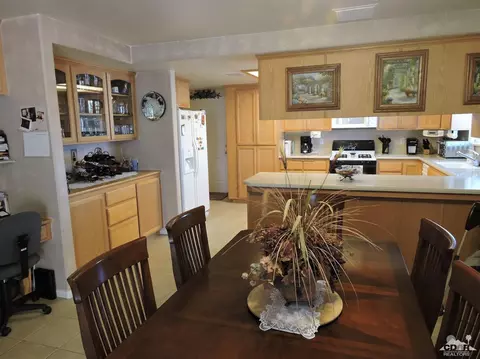 58134 Spring Dr, Yucca Valley, CA 92284 photo 6