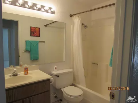 220 E Oasis St, Blythe, CA 92225 photo 4