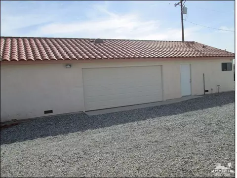 1555 Arctic Ave, Thermal, CA 92274 photo 12