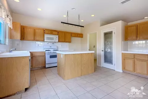 40418 Killarney Ln, Indio, CA 92203 photo 9