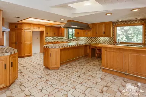 2470 San Mateo Dr, Upland, CA 91784 photo 5