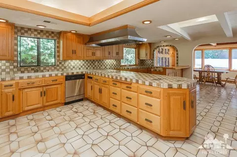 2470 San Mateo Dr, Upland, CA 91784 photo 6