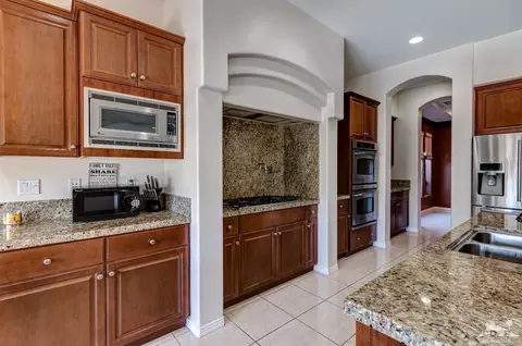 81128 Soaring Hawk Ct, Indio, CA 92201 photo 12