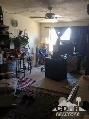 2247 Harbor Dr, Thermal, CA 92274 photo 3