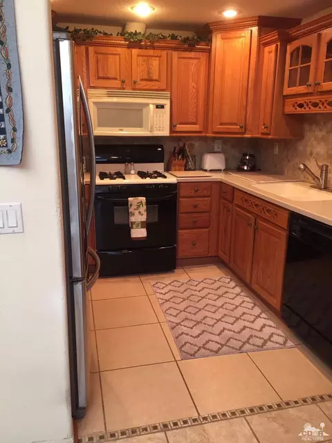 49304 Wayne St, Indio, CA 92201 photo 10