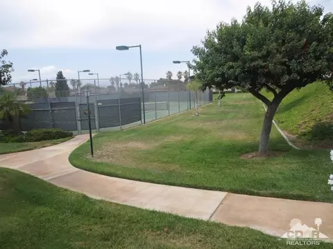 5959 Maybrook Cir, Riverside, CA 92506 photo 9