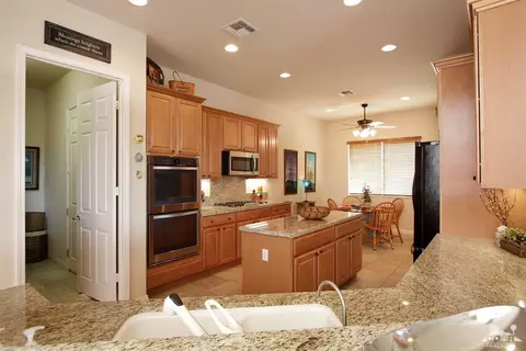 40181 Camino Montecito, Indio, CA 92203 photo 16