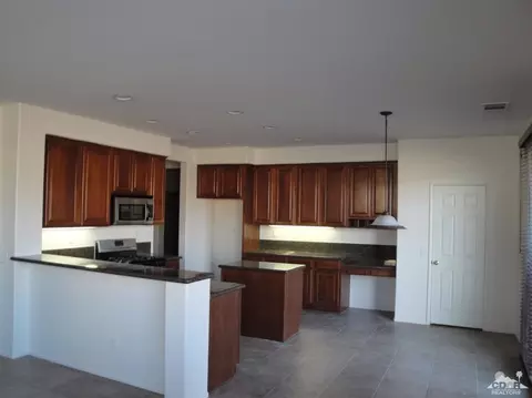 79948 Grasmere Ave, Indio, CA 92203 photo 2