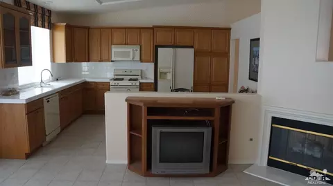 269 Corte Bella, Palm Desert, CA 92260 photo 6