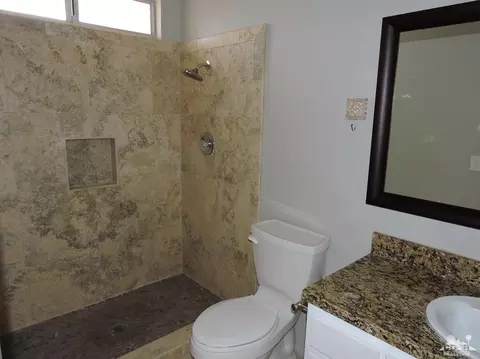 7946 Palm Ave, Yucca Valley, CA 92284 photo 19