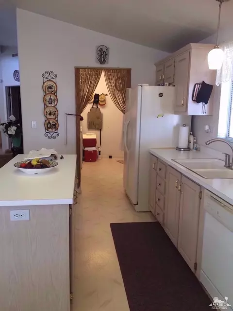 3863 Palm Dr, Thermal, CA 92274 photo 14