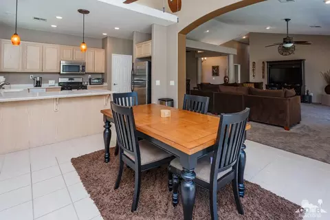 79200 Canterra Cir, La Quinta, CA 92253 photo 8