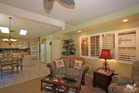 62 Sutton Pl E, Palm Desert, CA 92211 photo 8