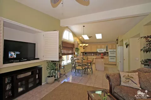 62 Sutton Pl E, Palm Desert, CA 92211 photo 10